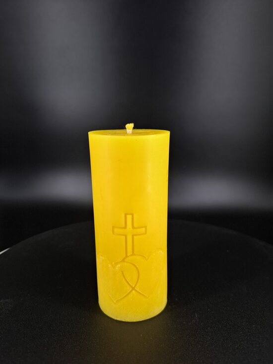 Divi Vienā bišu vaska svece – Divas Sirdis un Krusts (Nr:204)