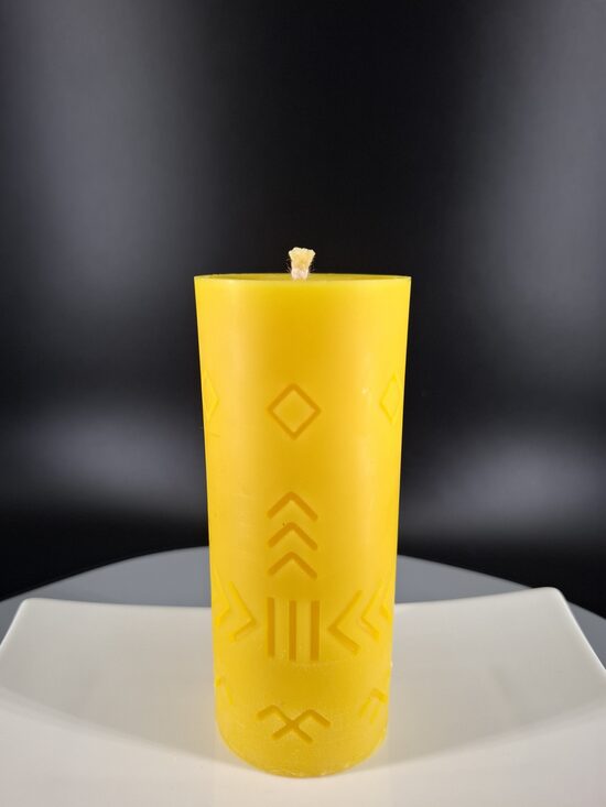 Bagātības bišu vaska svece – Saule, Laima un Jumis (Nr:115)